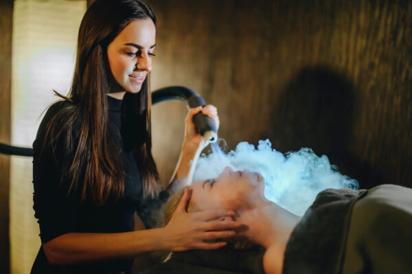 Dárkový poukaz na Cryobiolifting - Speciální metoda kryoterapie pro omlazení obličeje - Image 4